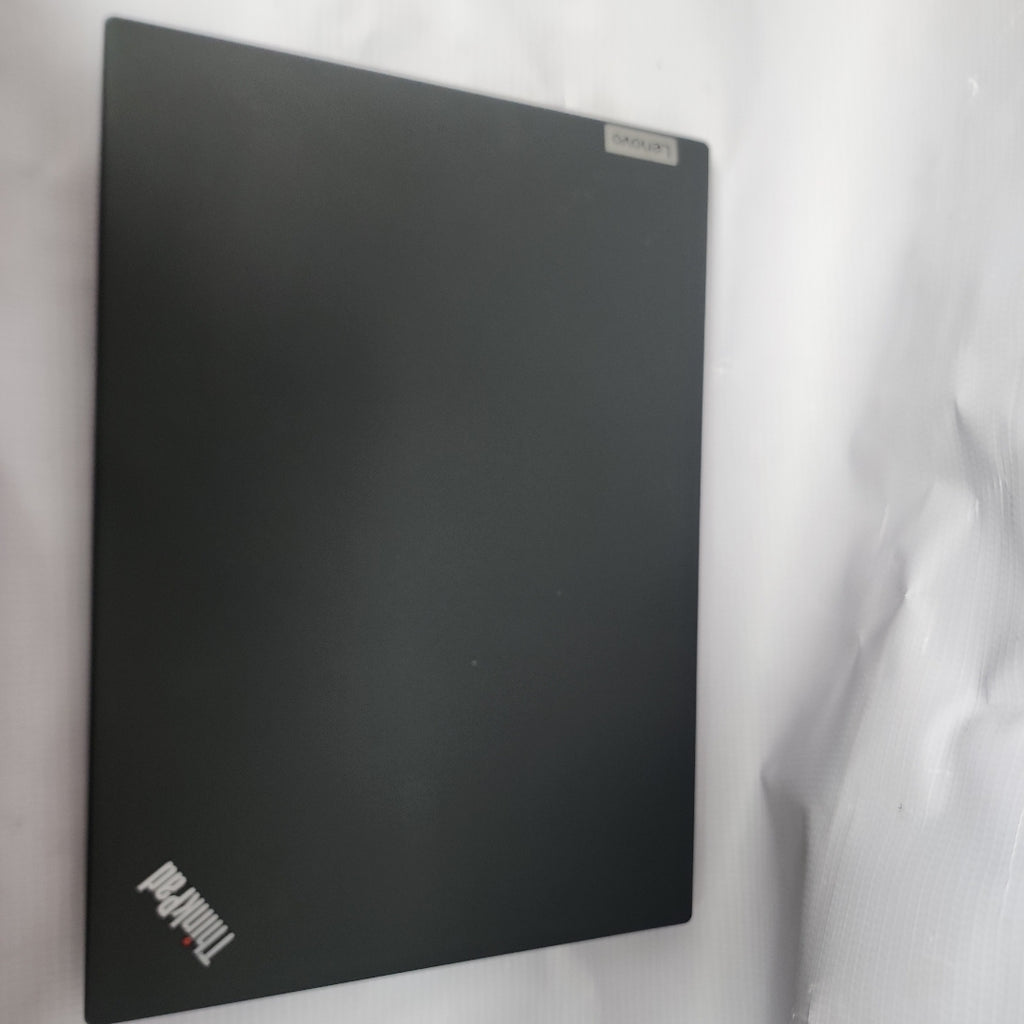 LAPTOP LENOVO THINKPAD T14S GEN 3 (2022) 512 GB SSD 16 GB RAM (SEMINUEVO)