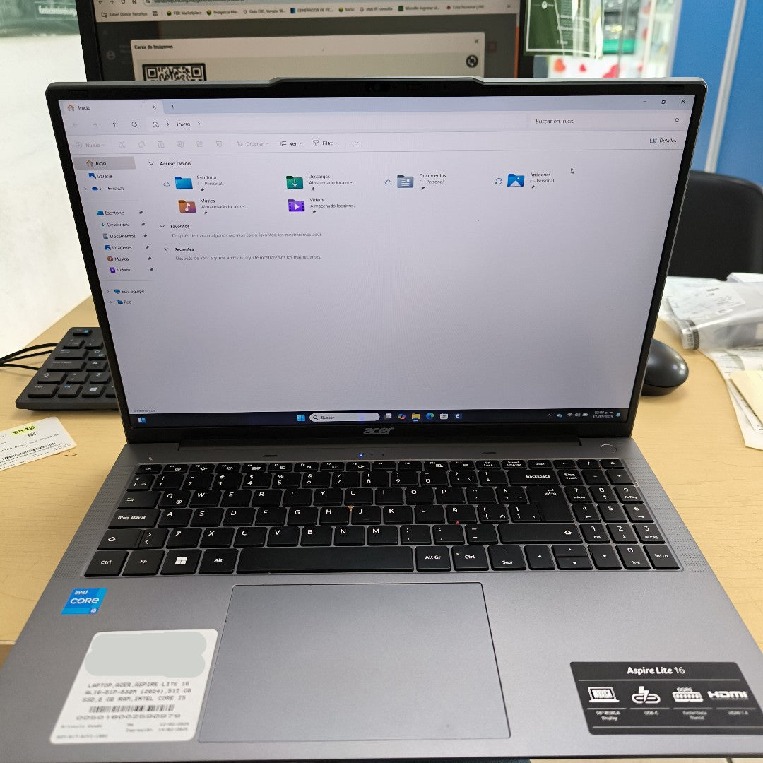 LAPTOP ACER ASPIRE LITE 16 AL16-51P-532M (2024) 512 GB SSD 8 GB RAM (SEMINUEVO)