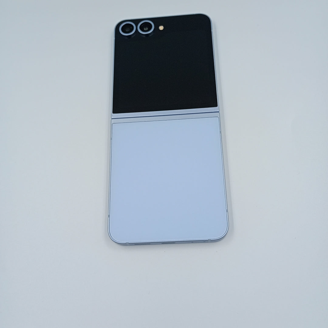CELULAR SAMSUNG GALAXY Z FLIP6 SM-F741B (2024) 256 GB 12 GB RAM (SEMINUEVO)