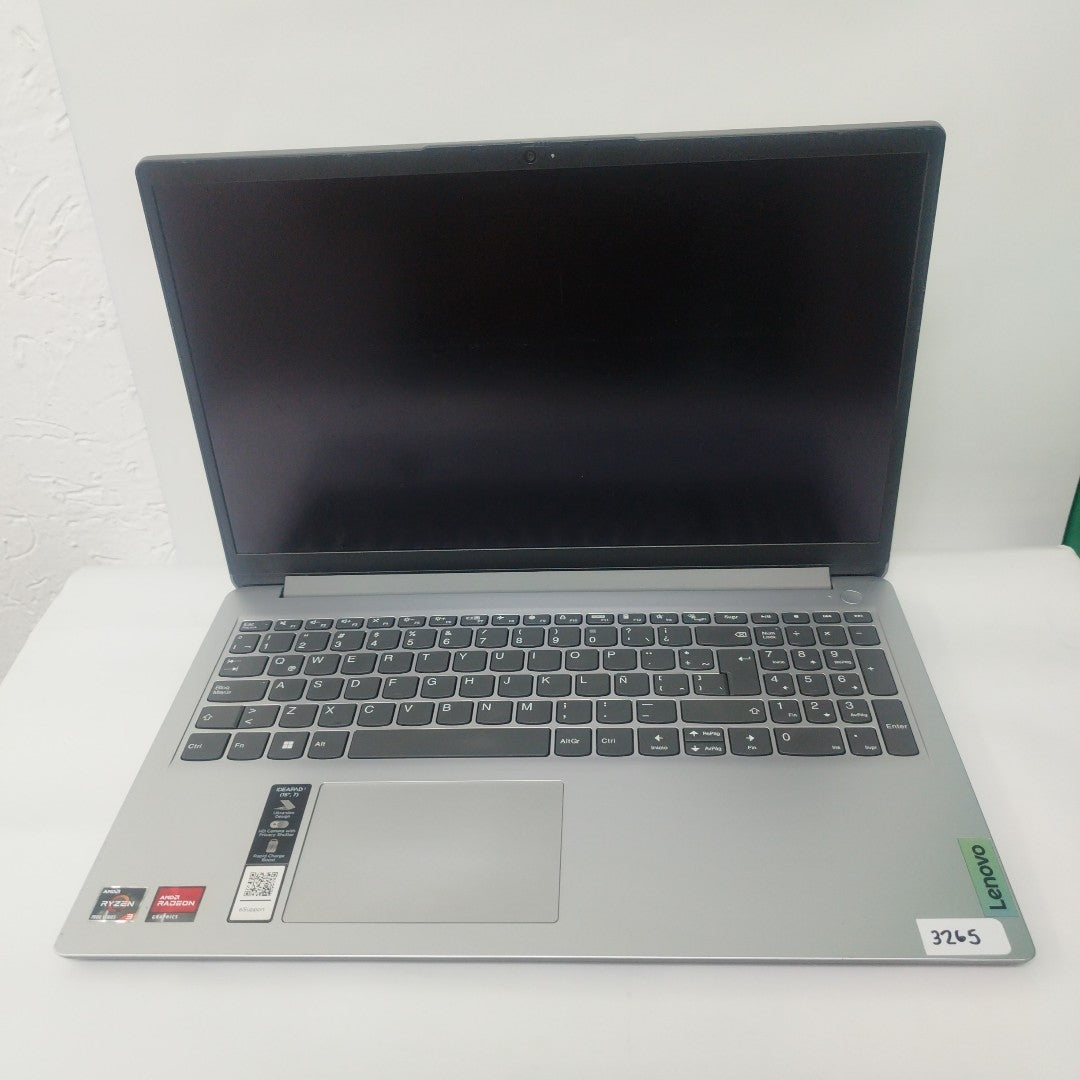 LAPTOP LENOVO IDEAPAD 1 15AMN7 (2023) 256 GB SSD 8 GB RAM (SEMINUEVO)