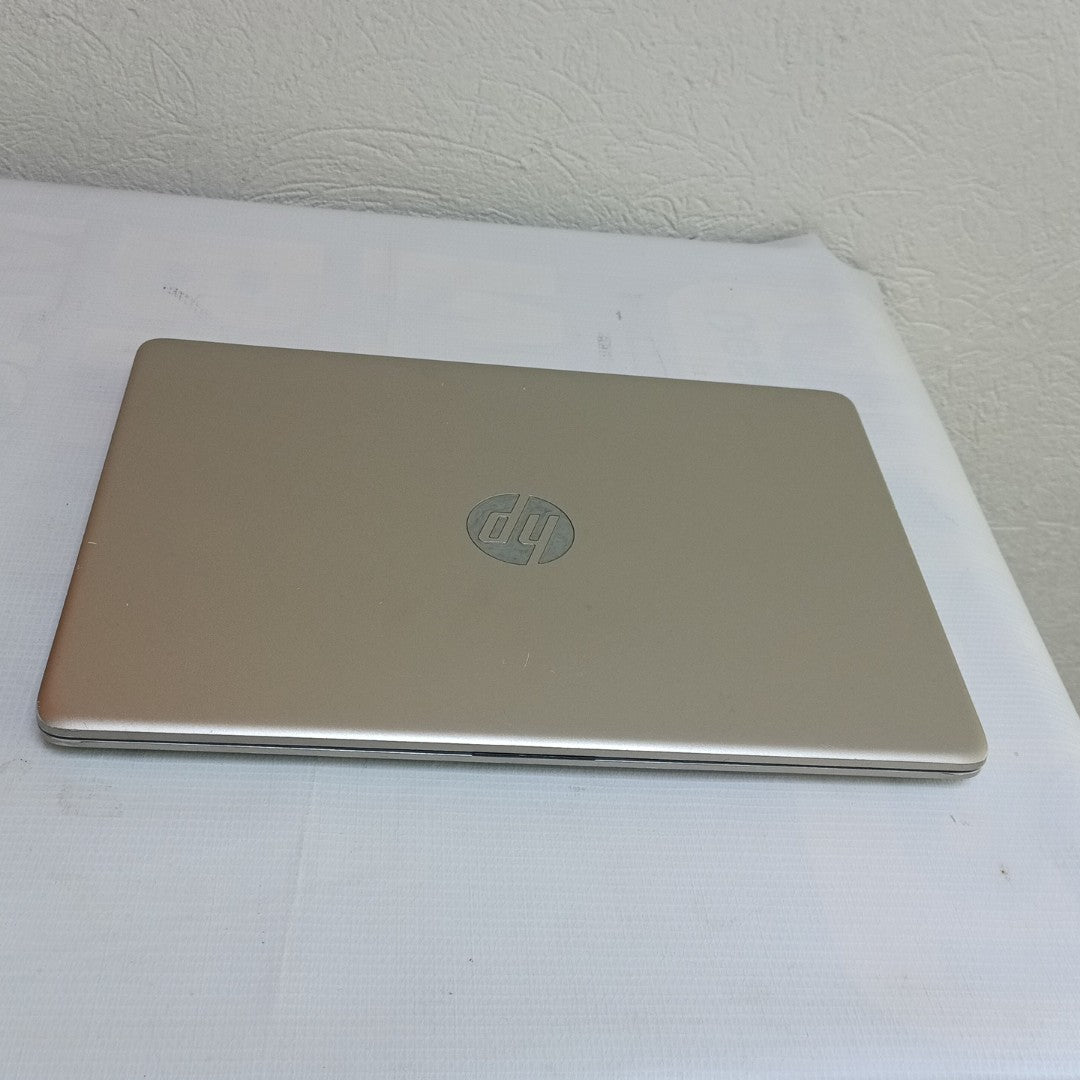 LAPTOP HP 14-CF2540LA (2022) 128 GB SSD 4 GB RAM (SEMINUEVO)