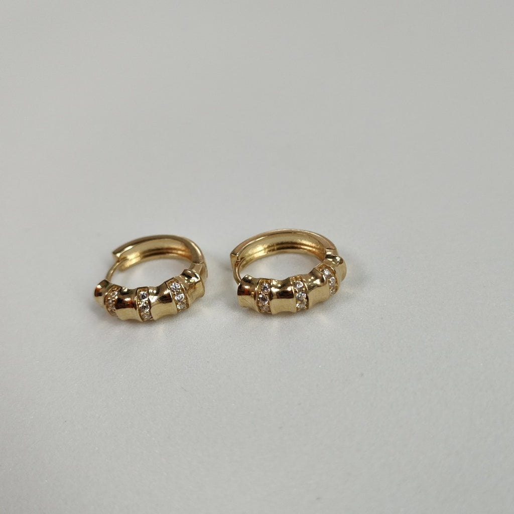 HUGGIES ORO 14K 2.5 (NUEVO)