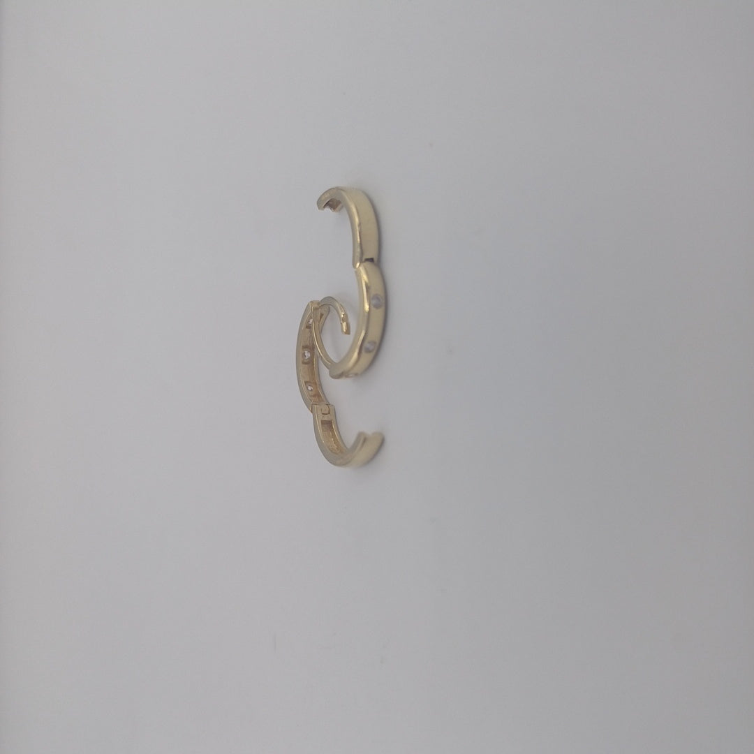 HUGGIES ORO 14K 1.5 (NUEVO)