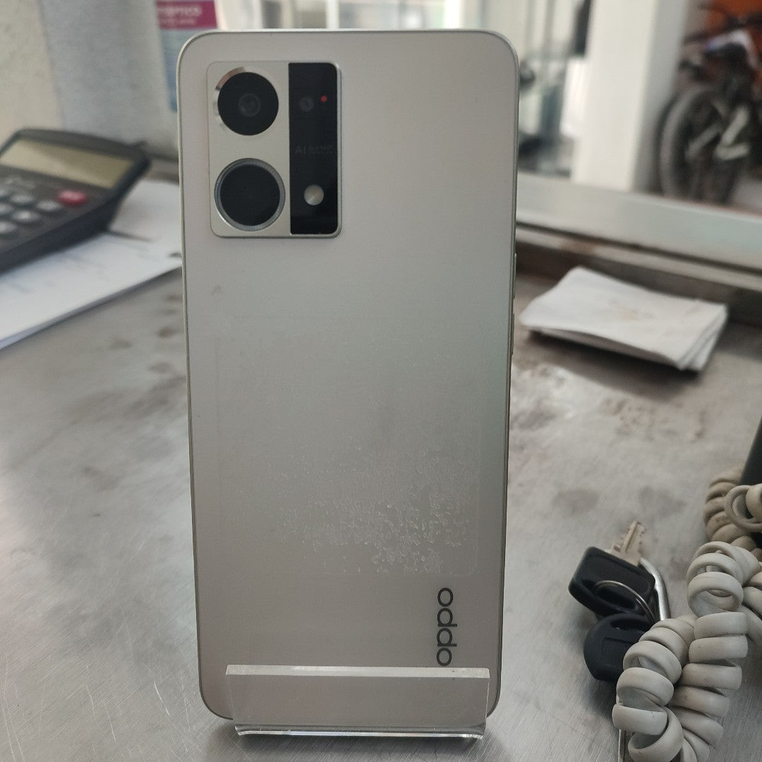 CELULAR OPPO  RENO7 CPH2363 (2022) 256 GB 8 GB RAM (SEMINUEVO)