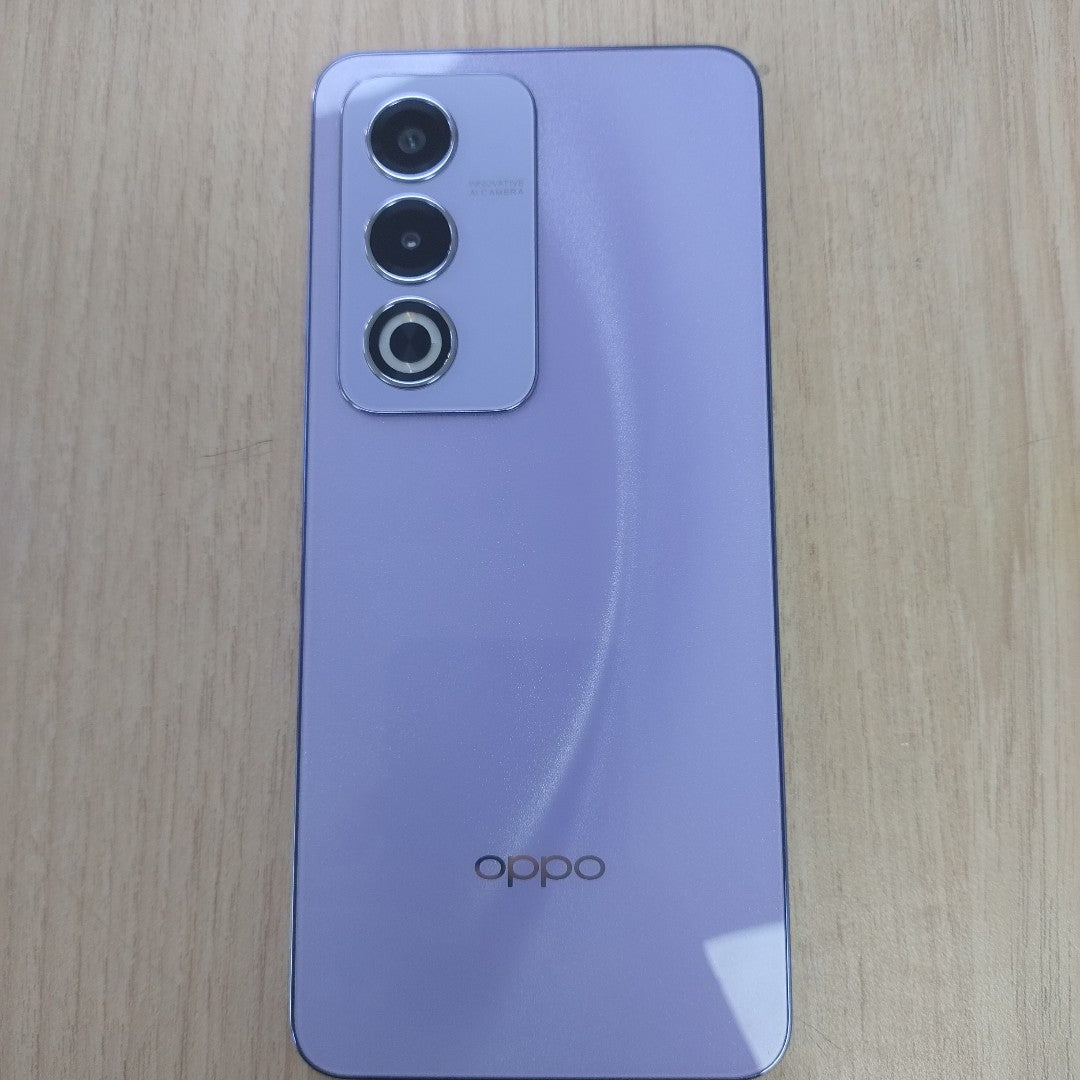 CELULAR OPPO  A80 5G CPH2639 (2024) 256 GB 8 GB RAM (SEMINUEVO)