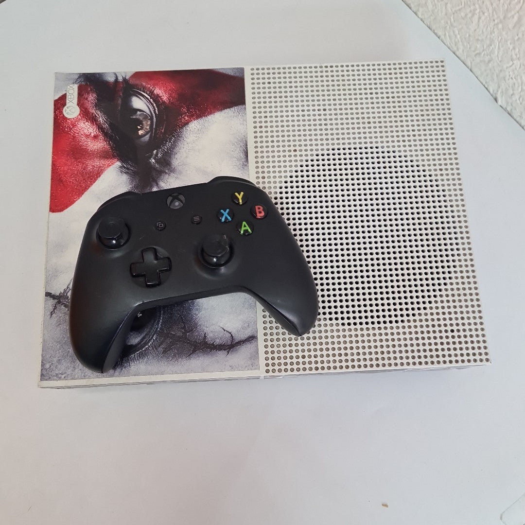 CONSOLA DE VIDEOJUEGO MICROSOFT XBOX ONE S 500 GB  (SEMINUEVO)