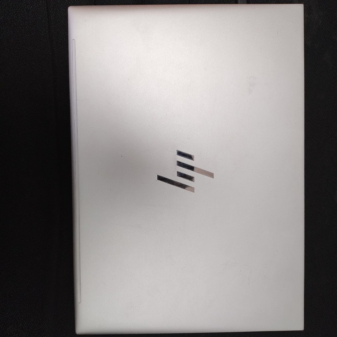 LAPTOP HP ELITEBOOK 840 G10 (2024) 256 GB SSD 16 GB RAM (SEMINUEVO)