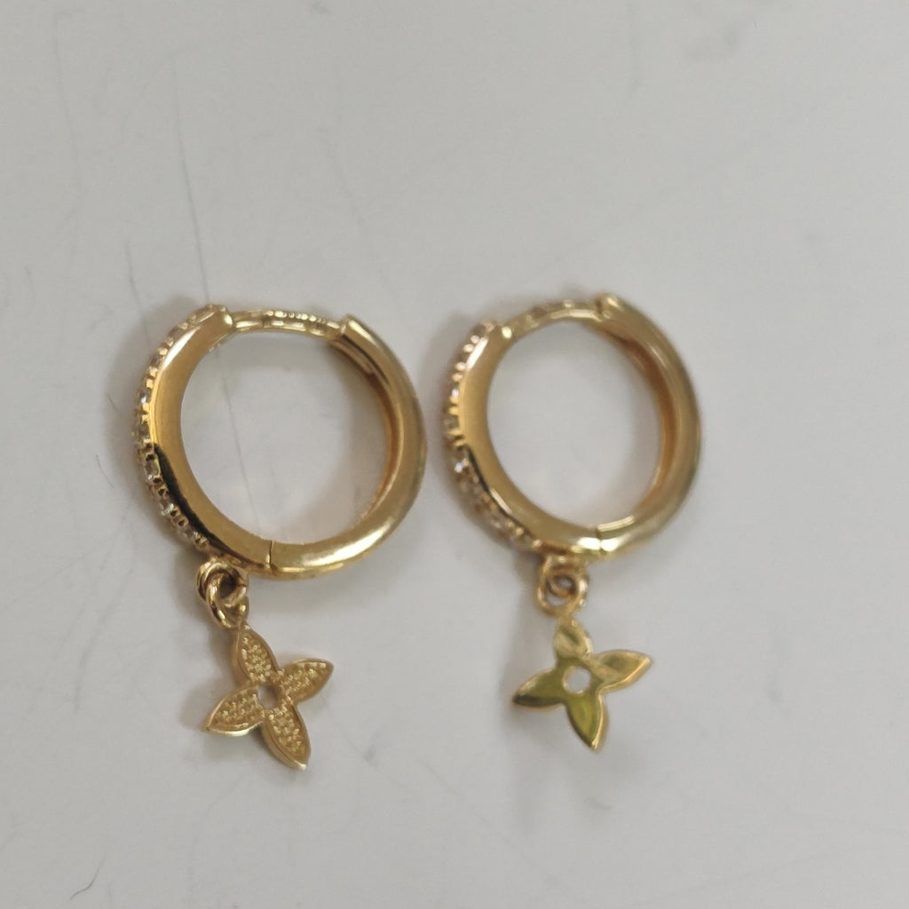 HUGGIES ORO 14K 1.9 (NUEVO)