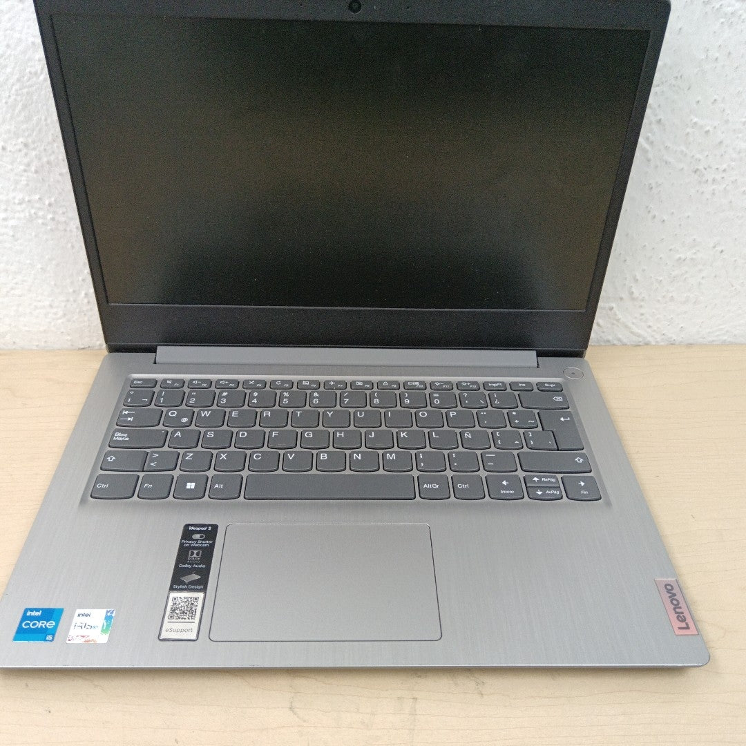 LAPTOP LENOVO IDEAPAD 3 14ITL05 (2022) 512 GB SSD 8 GB RAM (SEMINUEVO)
