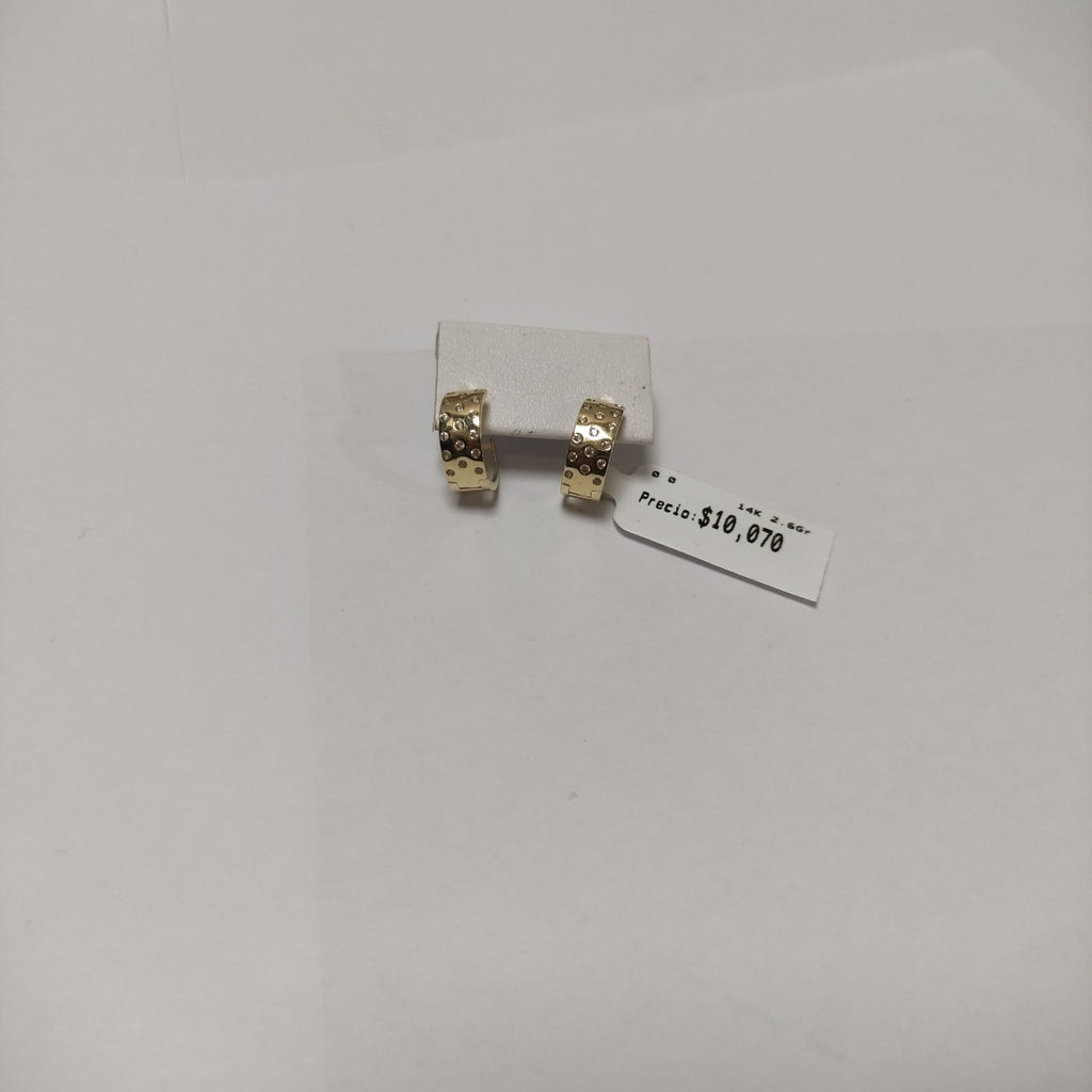 HUGGIES ORO 14K 2.6 (NUEVO)