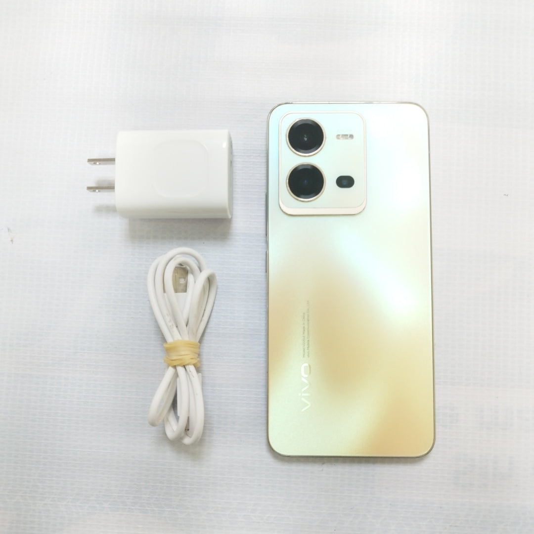 CELULAR VIVO V25 V2202 128 GB 8 GB RAM (SEMINUEVO)