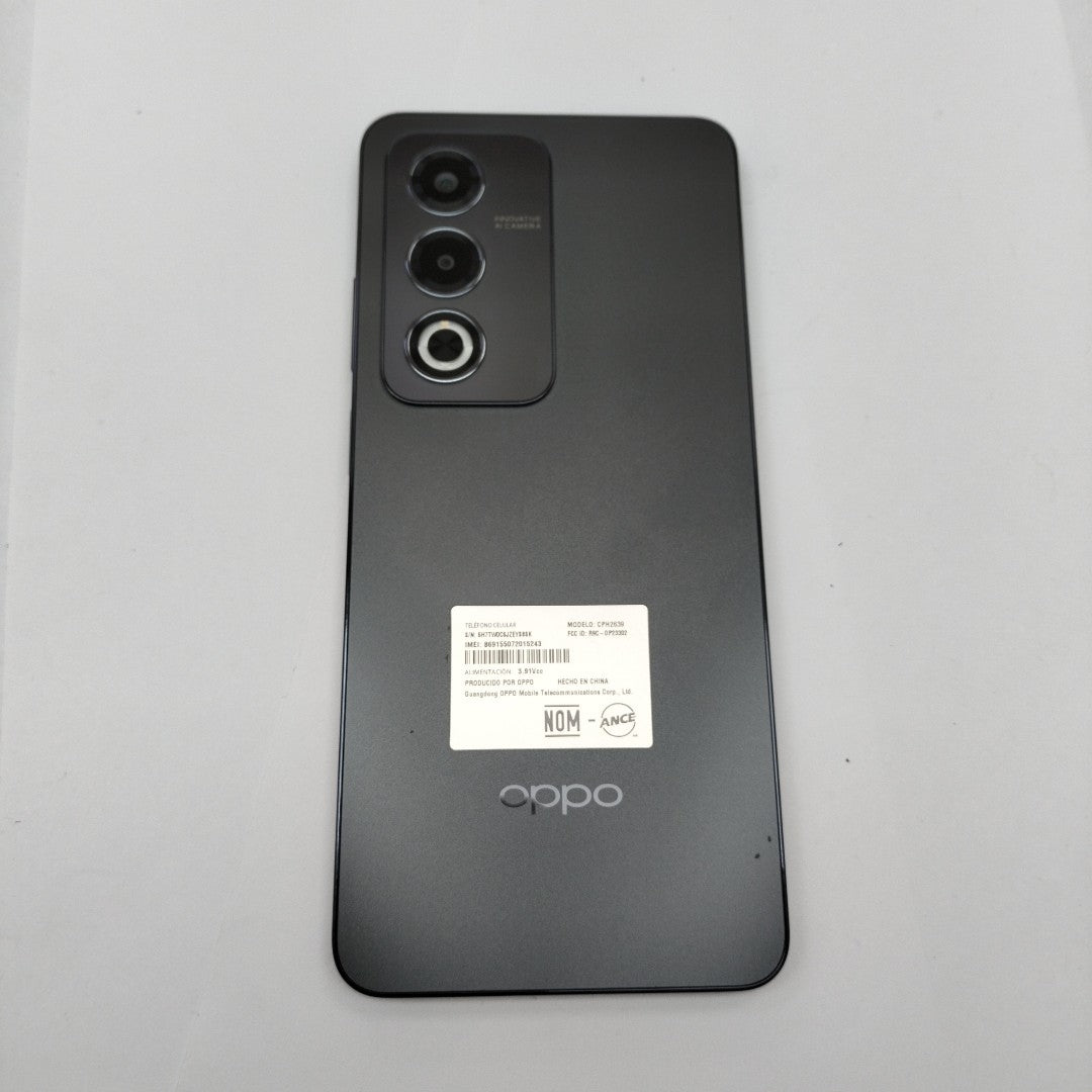 CELULAR OPPO  A80 5G CPH2639 (2024) 256 GB 8 GB RAM (SEMINUEVO)