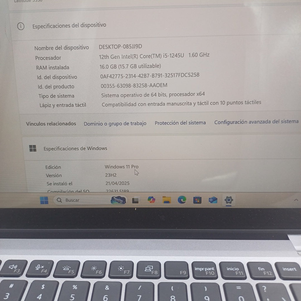 LAPTOP DELL LATITUDE 5330 (2 EN 1 )(2022) 512 GB SSD 16 GB RAM (SEMINUEVO)