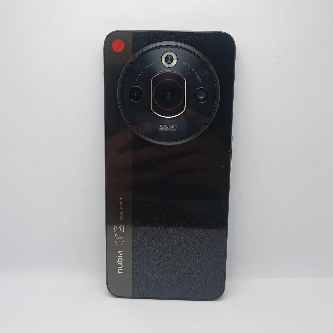 CELULAR NUBIA  FOCUS PRO 5G Z2351N 256 GB 8 GB RAM (SEMINUEVO)
