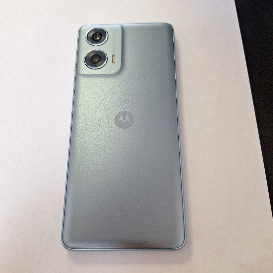 CELULAR MOTOROLA MOTO G24 POWER XT2425-1 (2024) 256 GB 8 GB RAM (SEMINUEVO)