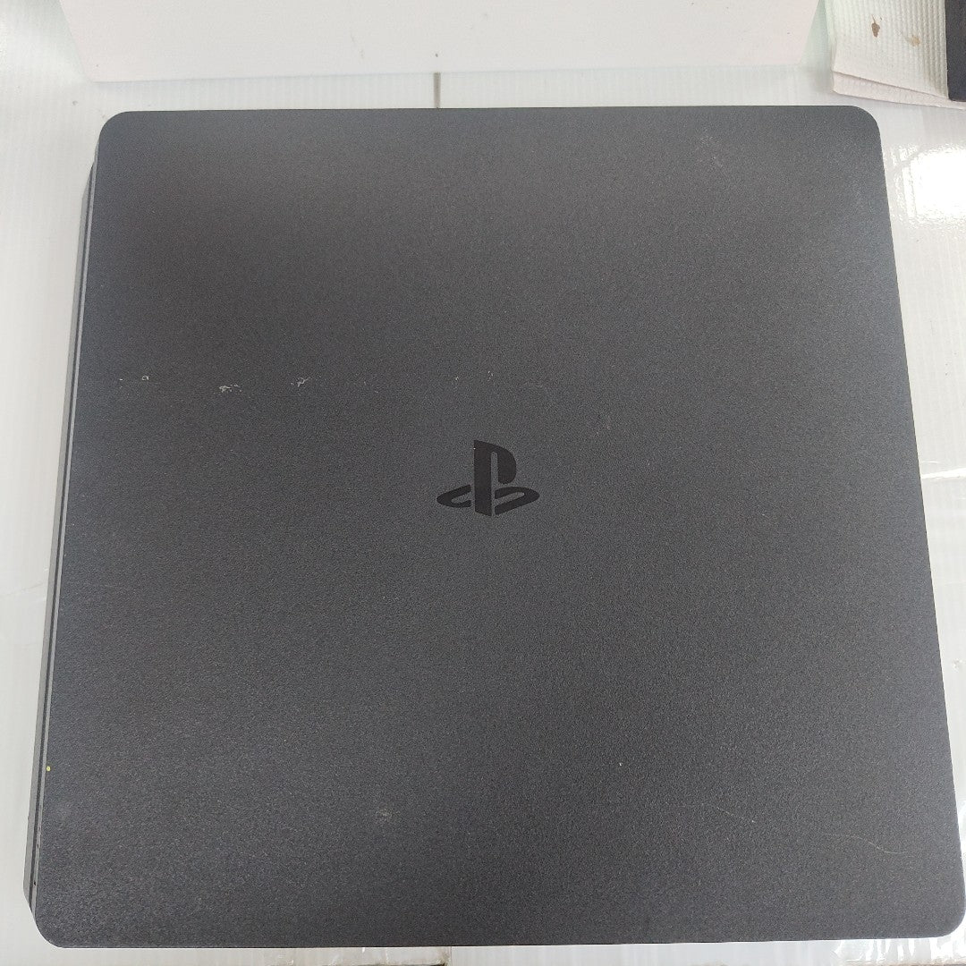 CONSOLA DE VIDEOJUEGO SONY PS4 SLIM 1 TB (SEMINUEVO)