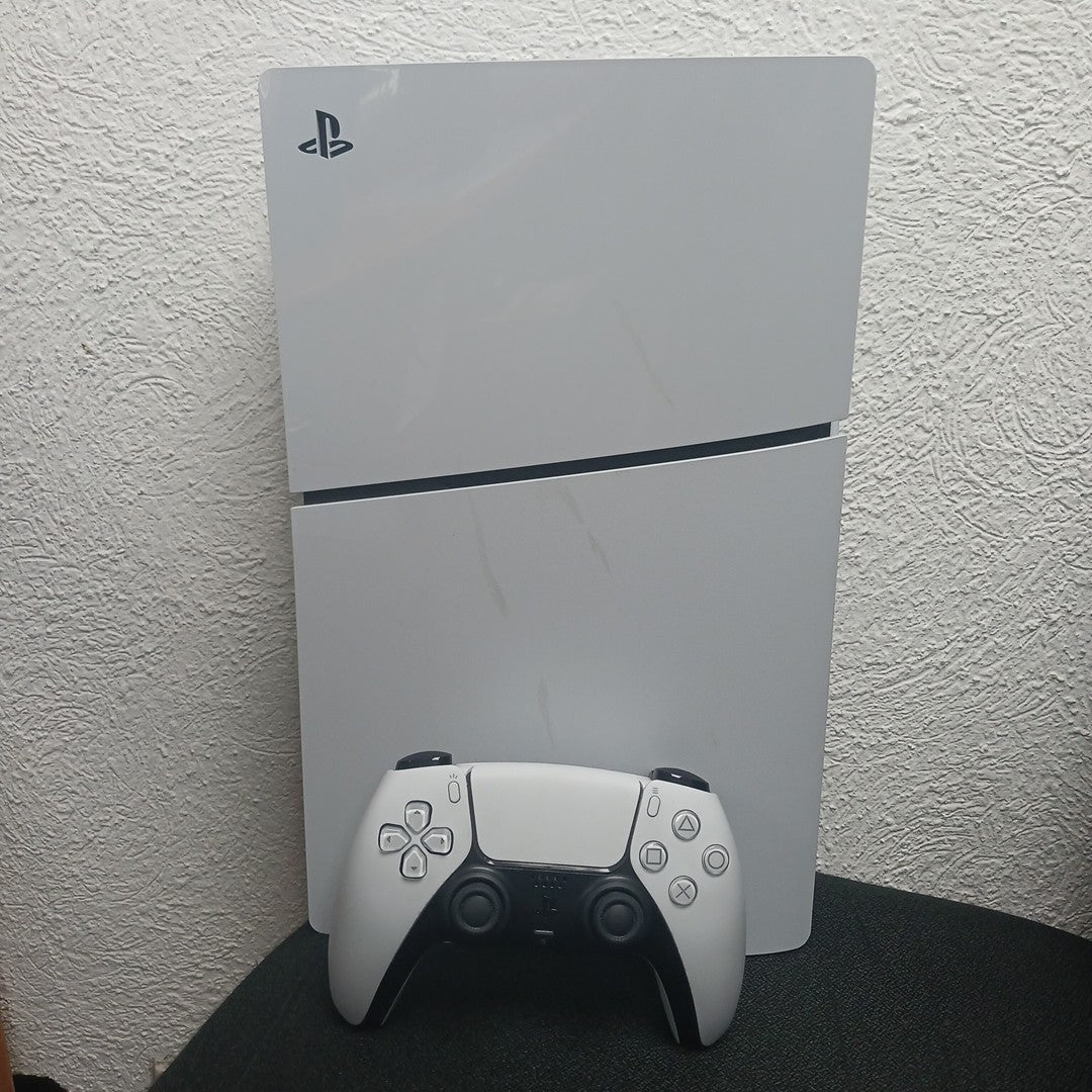 CONSOLA DE VIDEOJUEGO SONY PS5 SLIM 1 TB SSD (SEMINUEVO)