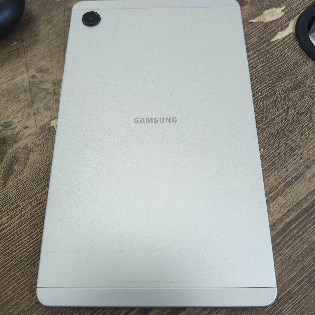 TABLETA SAMSUNG GALAXY TAB A9 SM-X110 (2023) 64 GB 4 GB RAM (SEMINUEVO)