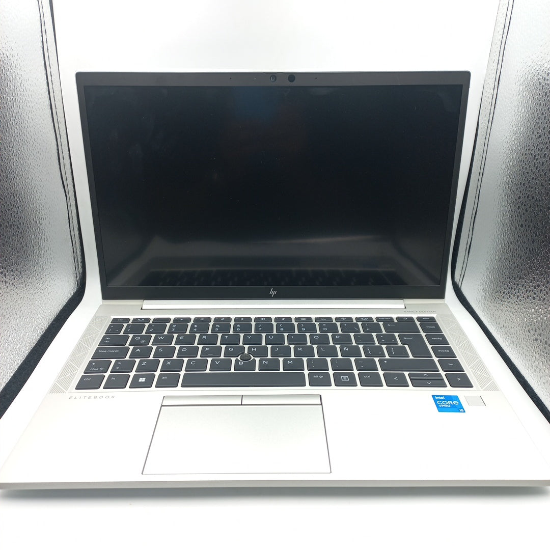 LAPTOP HP ELITEBOOK 840 G8 (2023) 256 GB SSD 16 GB RAM (SEMINUEVO)