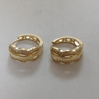 HUGGIES ORO 14K 2.6 (NUEVO)