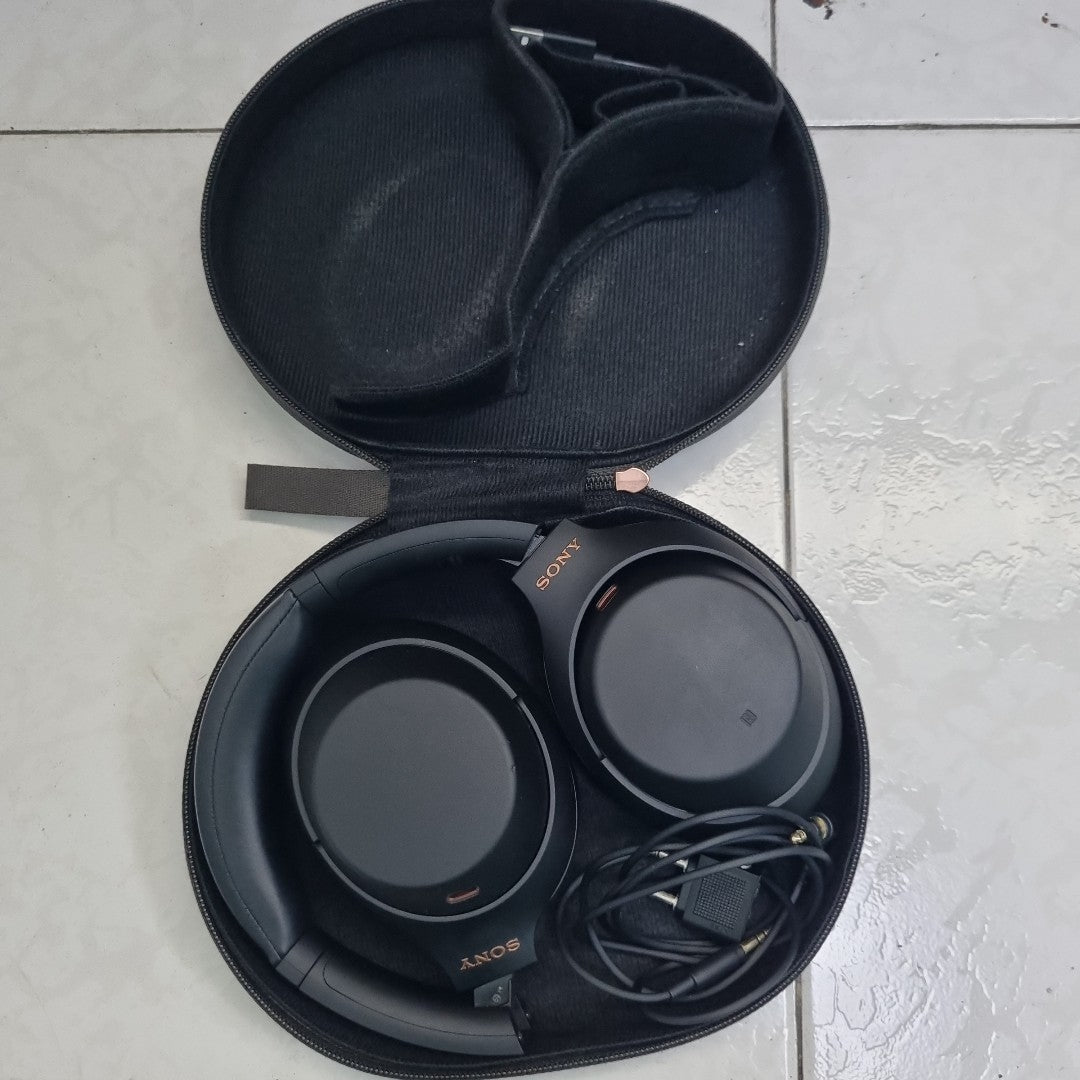 AUDIFONOS SONY WH-1000XM4 INALAMBRICO OVER EAR (SEMINUEVO)