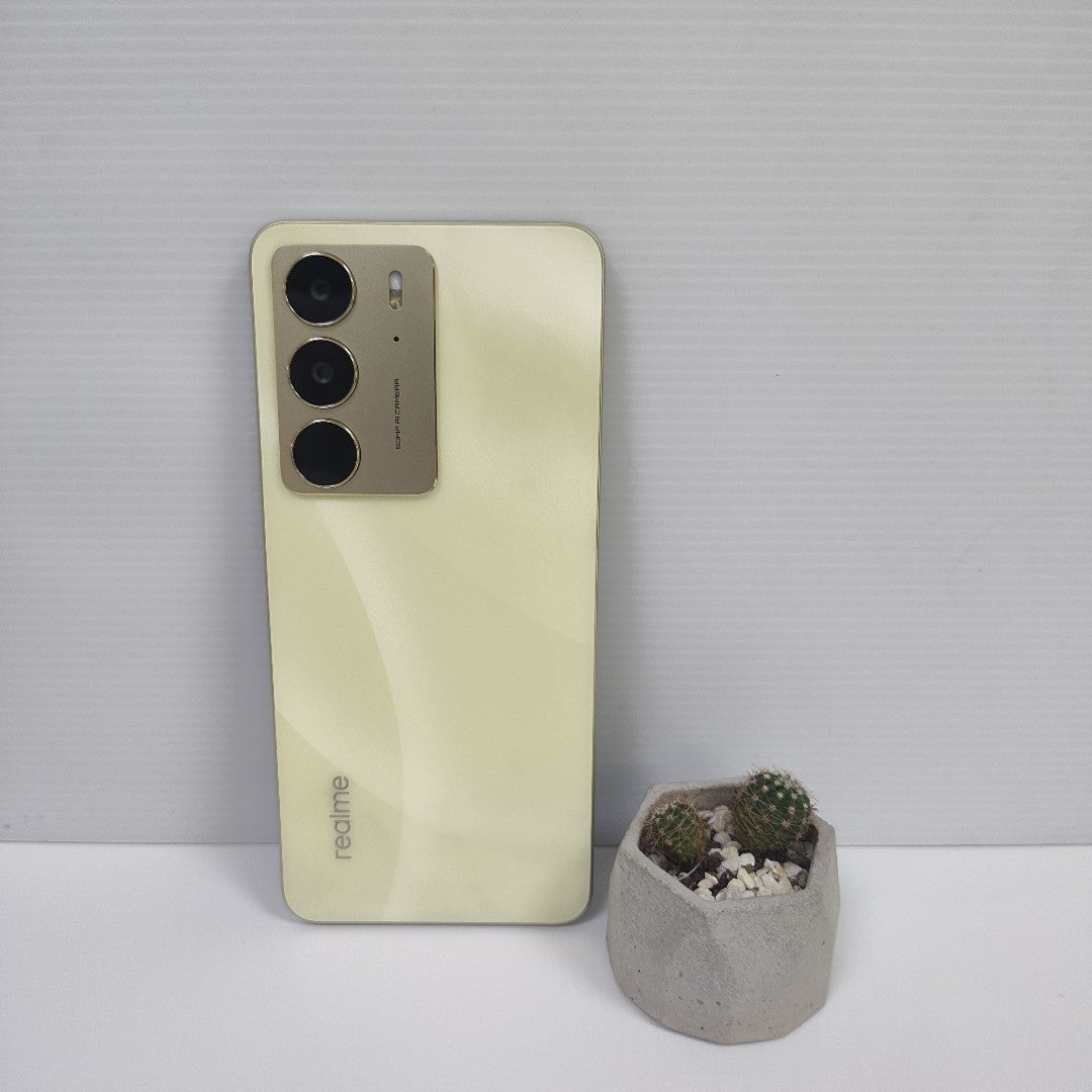 CELULAR REALME C75 RMX3941 (2025) 256 GB 8 GB RAM (SEMINUEVO)