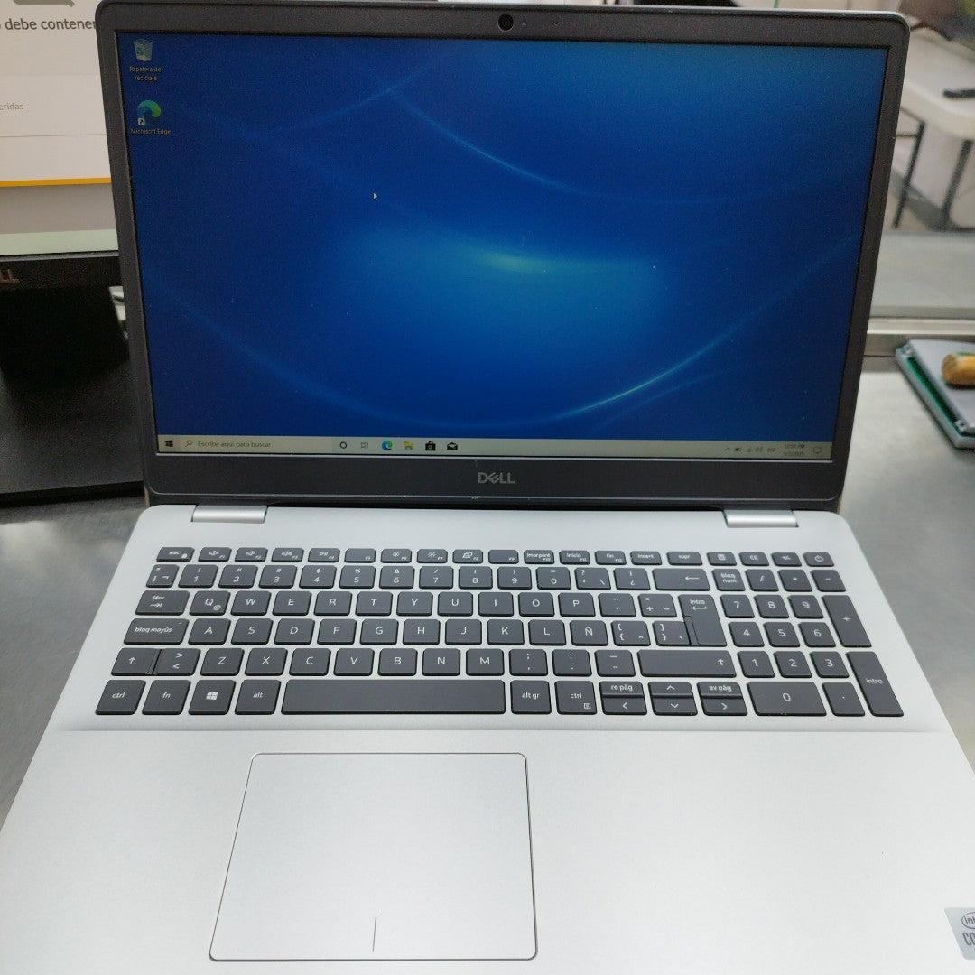 LAPTOP DELL INSPIRON 15 5593 (2020) 1 TB + 256 GB SSD 8 GB RAM (SEMINUEVO)