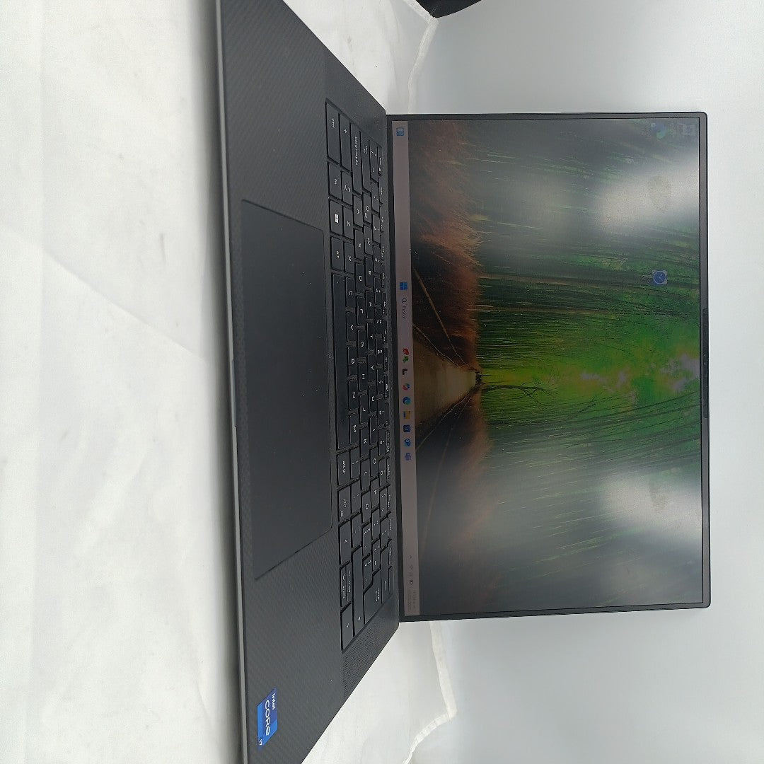 LAPTOP DELL PRECISION 5570 (2022) 1 TB SSD 32 GB RAM (SEMINUEVO)