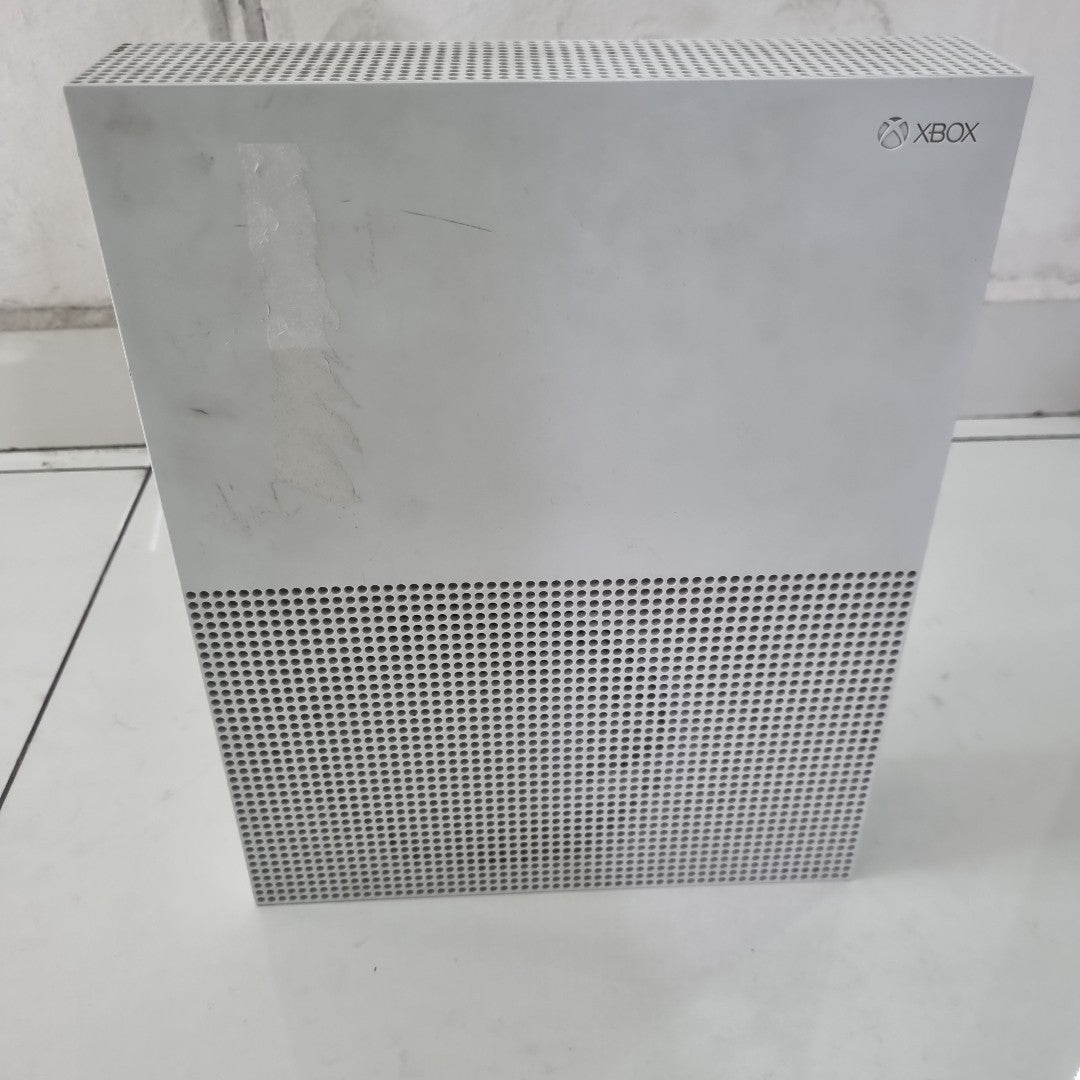 CONSOLA DE VIDEOJUEGO MICROSOFT XBOX ONE S ALL DIGITAL 1 TB (SEMINUEVO)