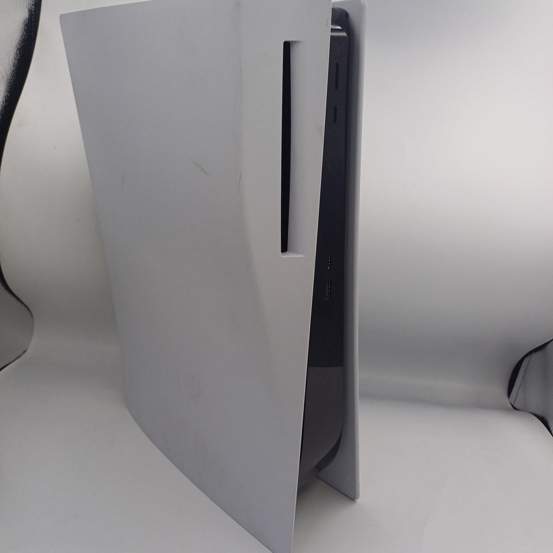 CONSOLA DE VIDEOJUEGO SONY PS5 825 SSD (SEMINUEVO)