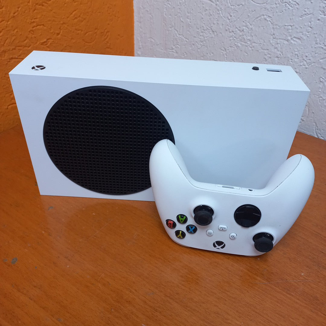 CONSOLA DE VIDEOJUEGO MICROSOFT XBOX SERIES S 512 GB SSD (SEMINUEVO)