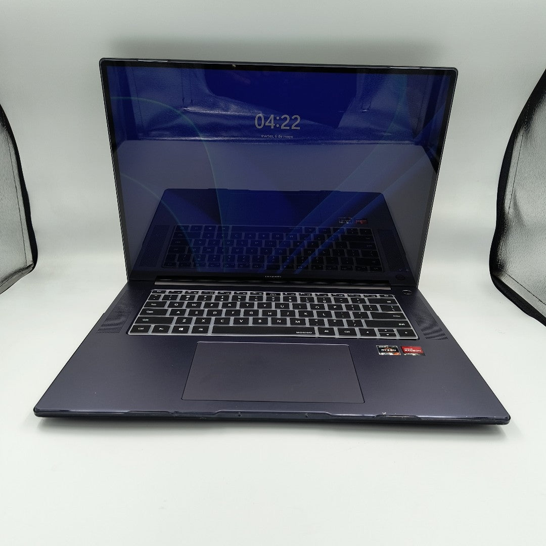 LAPTOP HUAWEI MATEBOOK 16 CREM-WFD9 (2022) 512 GB SSD 16 GB RAM (SEMINUEVO)