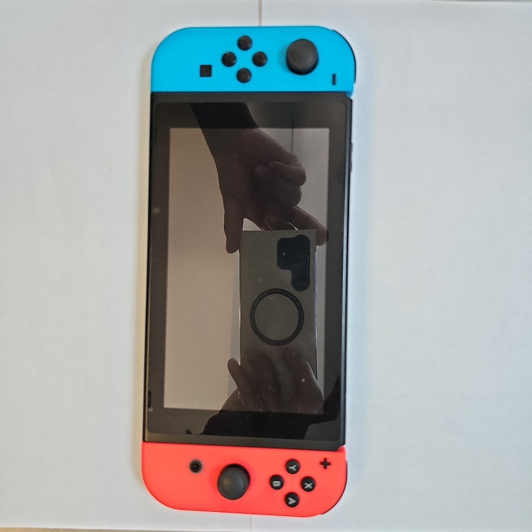CONSOLA DE VIDEOJUEGO NINTENDO SWITCH 1.1 32 GB (SEMINUEVO)
