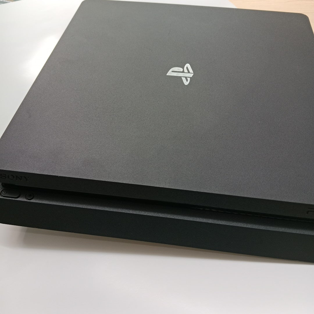 CONSOLA DE VIDEOJUEGO SONY PS4 SLIM 1 TB (SEMINUEVO)