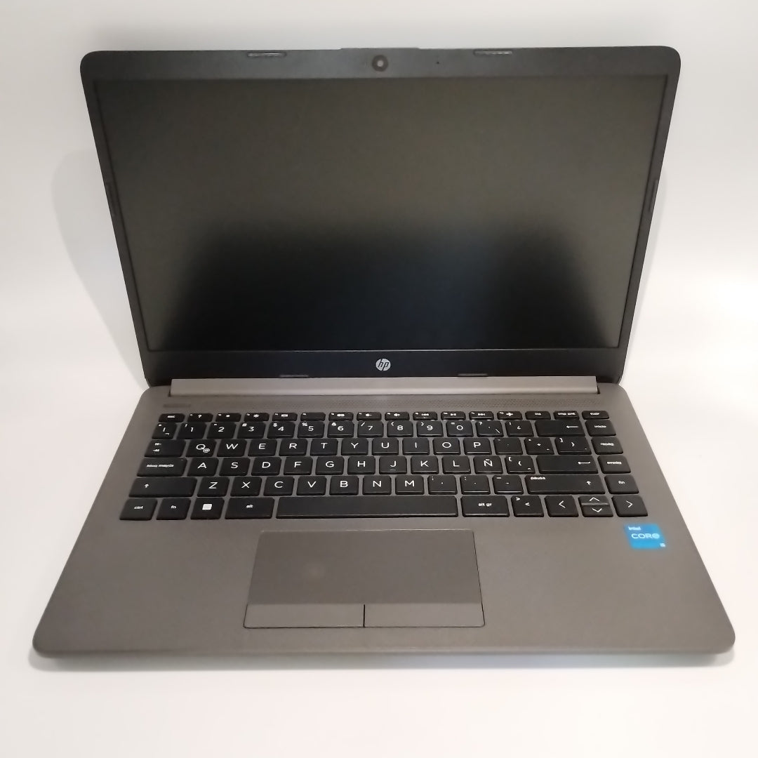 LAPTOP HP 240 G8 (2023) 256 GB SSD 8 GB RAM