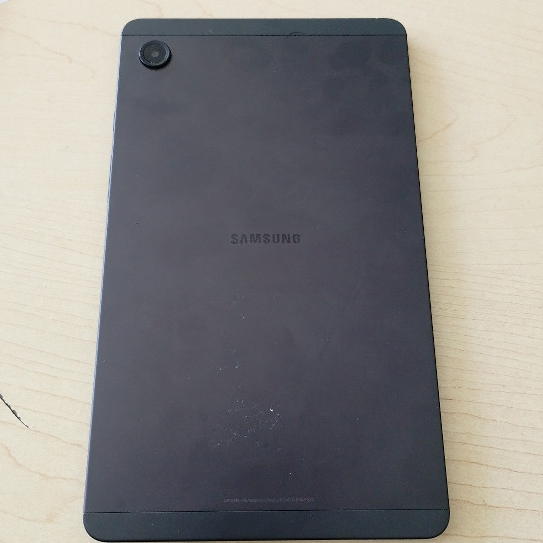 TABLETA SAMSUNG GALAXY TAB A9 SM-X110 (2023) 64 GB 4 GB RAM (SEMINUEVO)