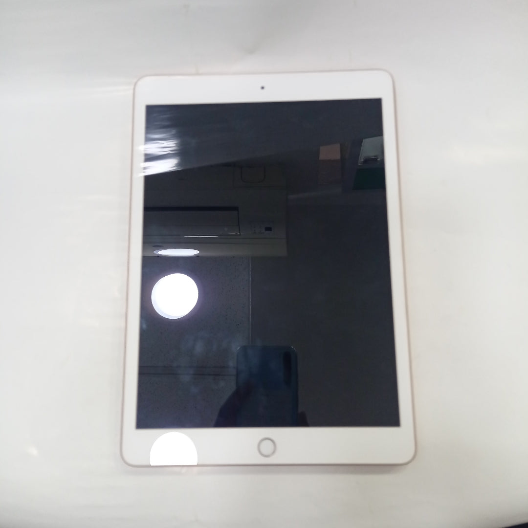 TABLETA APPLE IPAD 8 A2270 128 GB 3 GB RAM (SEMINUEVO)