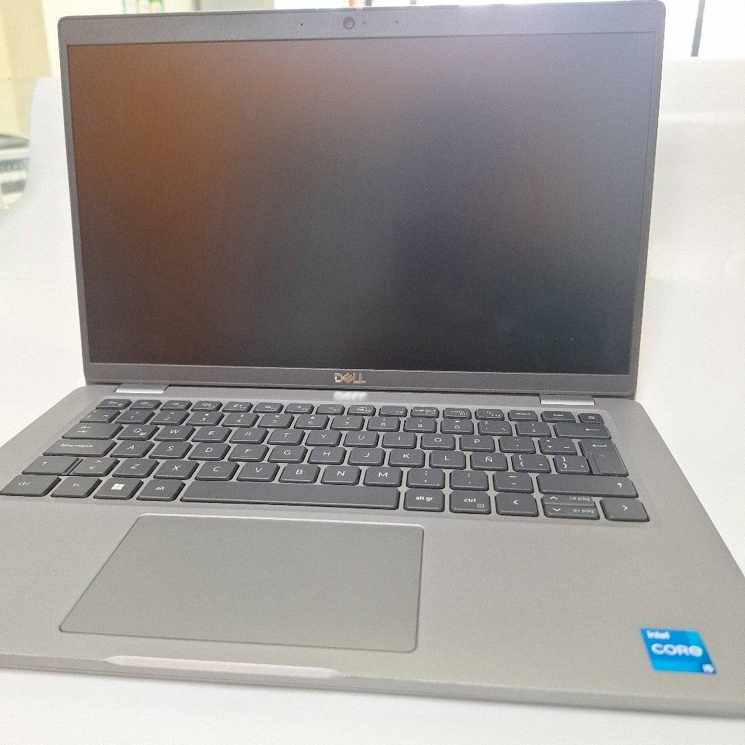 LAPTOP DELL LATITUDE 5430 (2023) 512 GB SSD 16 GB RAM (SEMINUEVO)