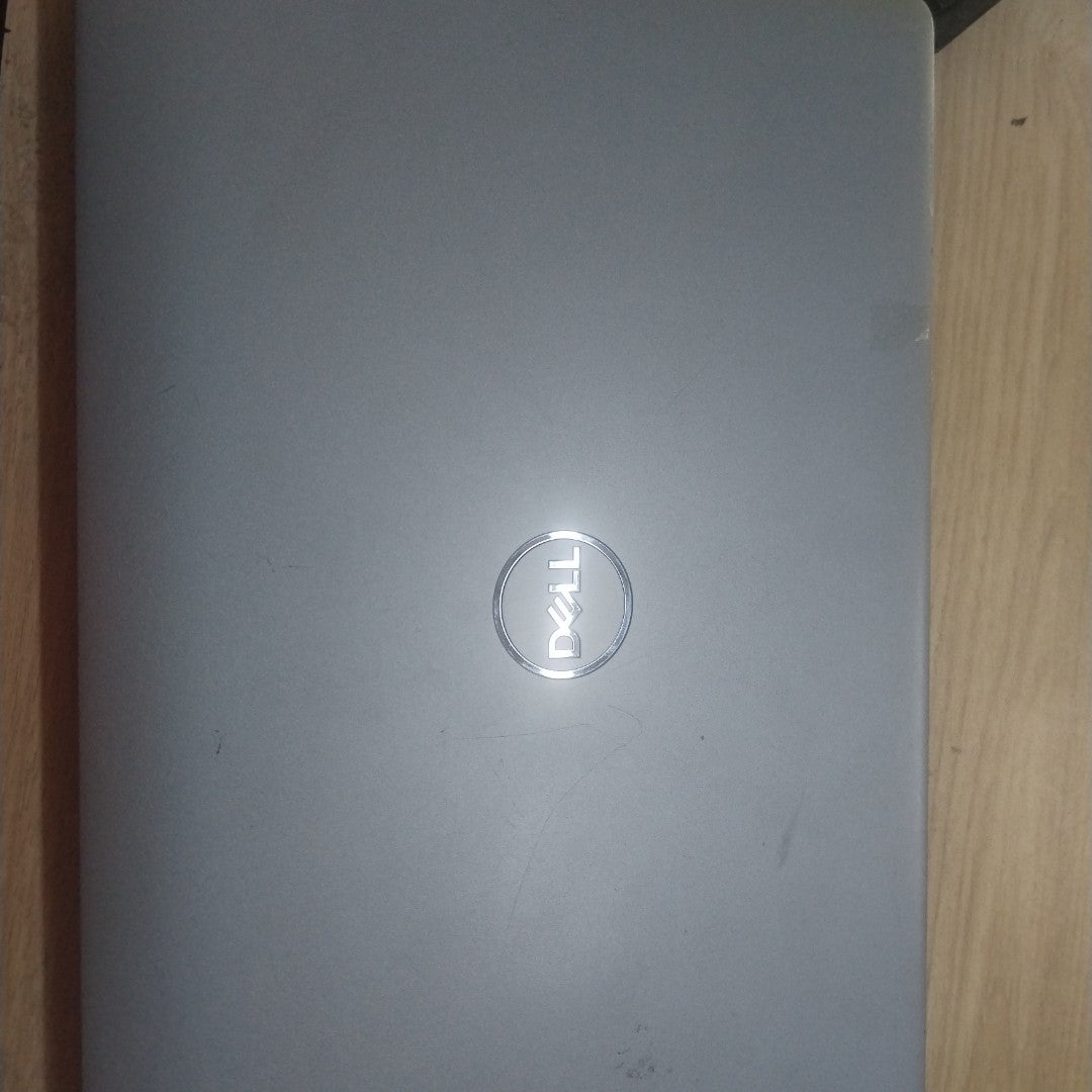 LAPTOP DELL LATITUDE 5420 (2022) 256 GB SSD 8 GB RAM (SEMINUEVO)