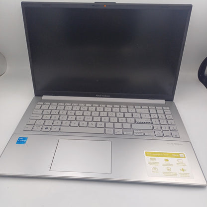 LAPTOP ASUS VIVOBOOK GO 15 E1504GA-NJ163W (2024) 512 GB SSD 8 GB RAM (SEMINUEVO)