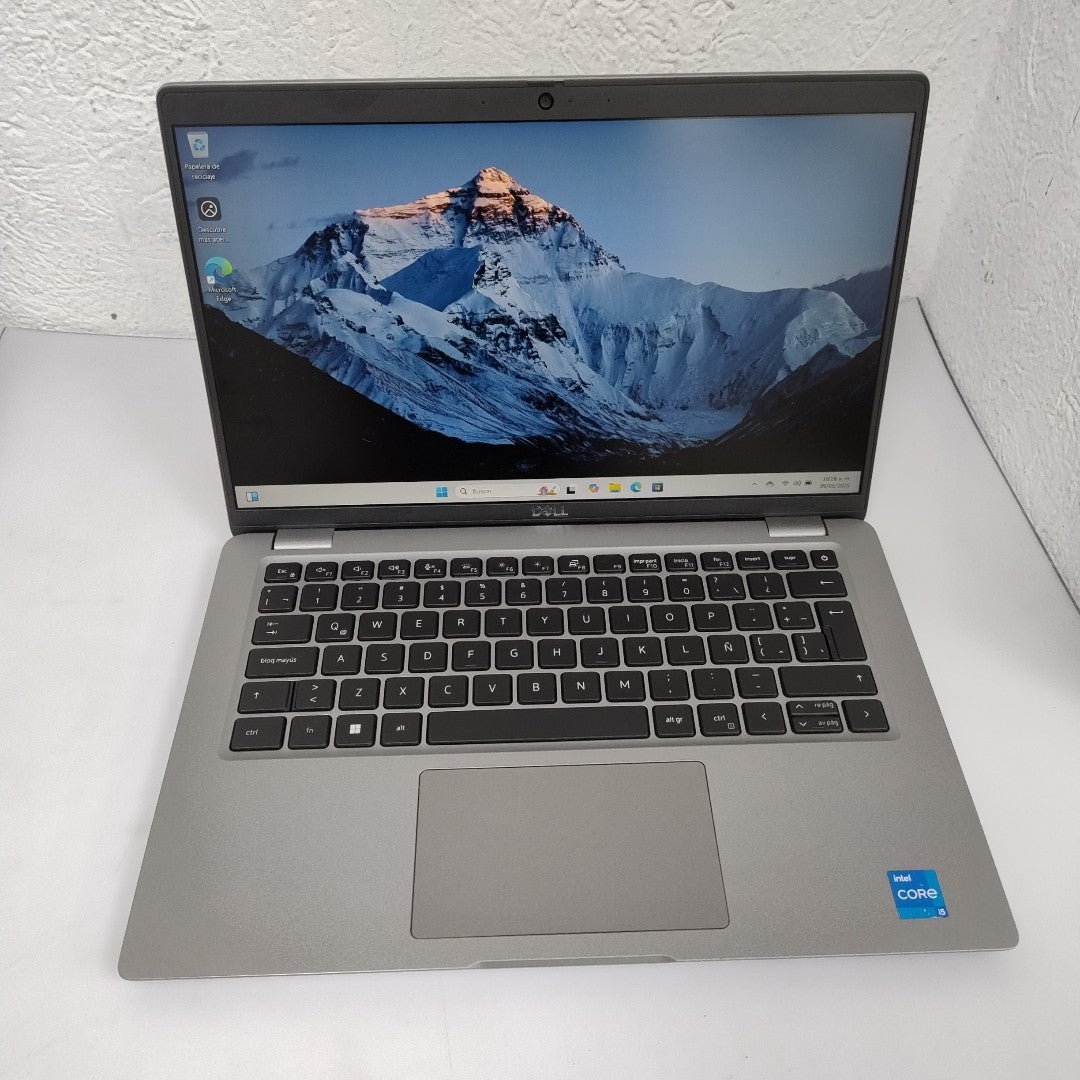 LAPTOP DELL LATITUDE 5440 (2023) 512 GB SSD 16 GB RAM (SEMINUEVO)