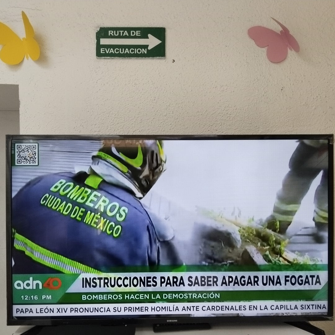 PANTALLA SAMSUNG UN43J5290AF (2019) 43" LED FULL HD (SEMINUEVO)