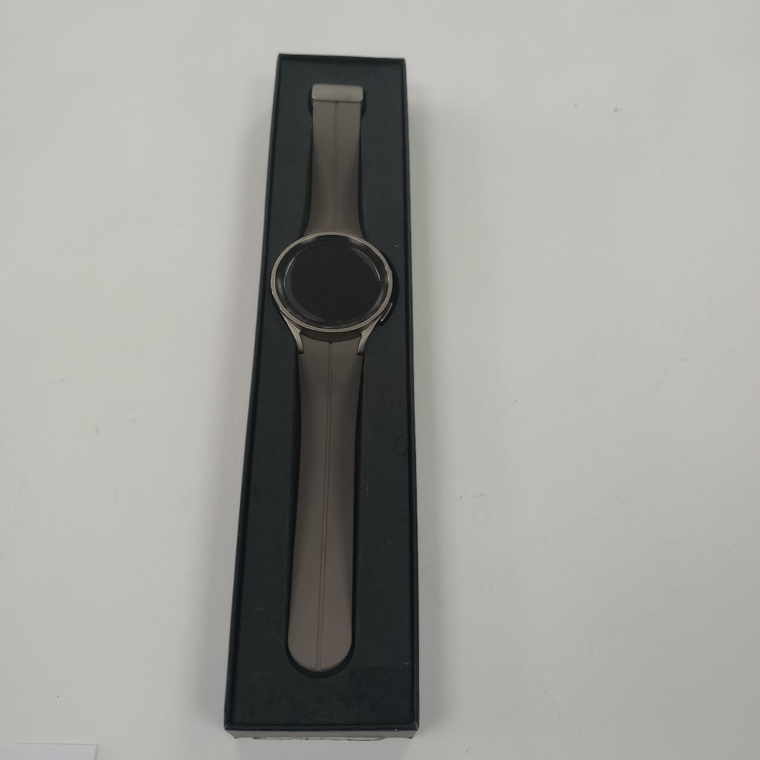 SMARTWATCH SAMSUNG GALAXY WATCH 5 PRO SM-R920 45 MM GPS (SEMINUEVO)