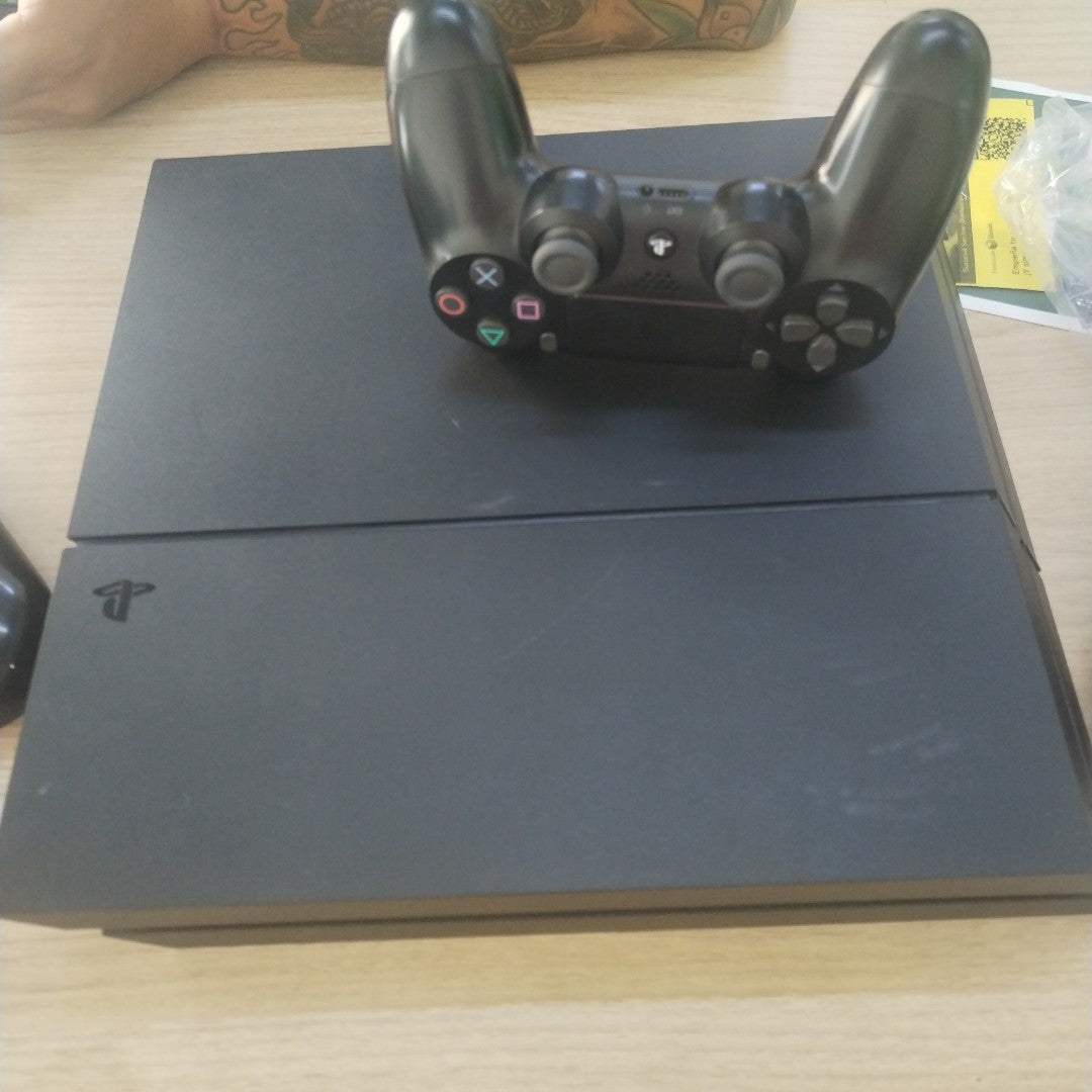 CONSOLA DE VIDEOJUEGO SONY PS4 500 GB  (SEMINUEVO)