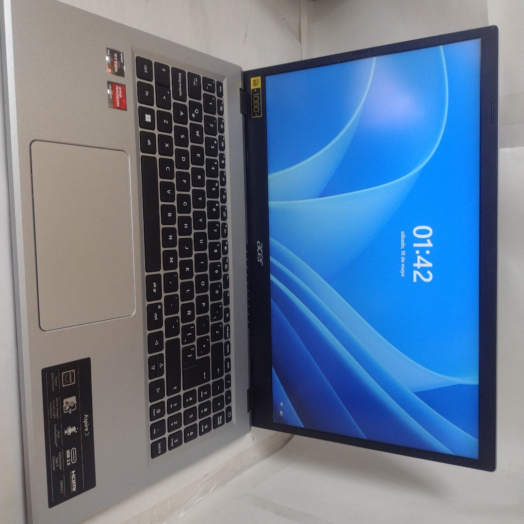 LAPTOP ACER ASPIRE 3 A315-24P-R841 (2023) 512 GB SSD 8 GB RAM (SEMINUEVO)
