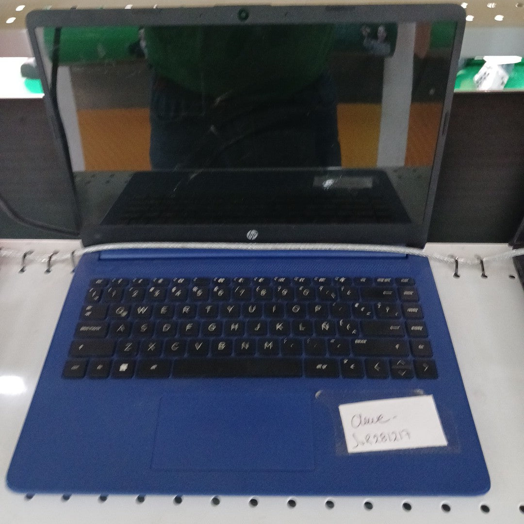 LAPTOP HP 14-DQ0508LA (2022) 256 GB SSD 8 GB RAM (SEMINUEVO)