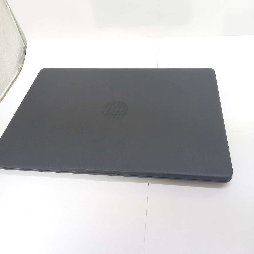 LAPTOP HP 14-DQ0761DX  (2024) 128 GB SSD 16 GB RAM (SEMINUEVO)