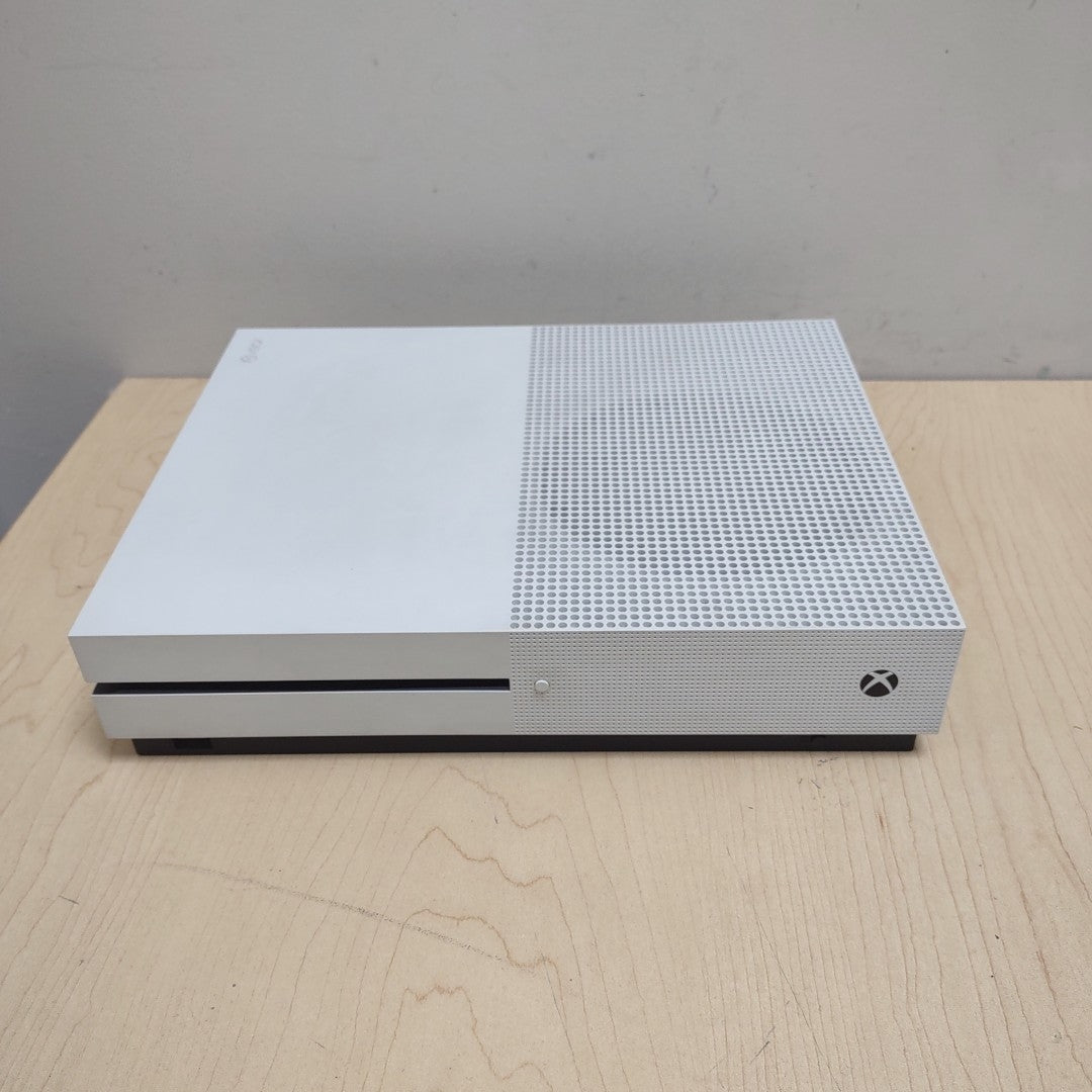 CONSOLA DE VIDEOJUEGO MICROSOFT XBOX ONE 500 GB  (SEMINUEVO)