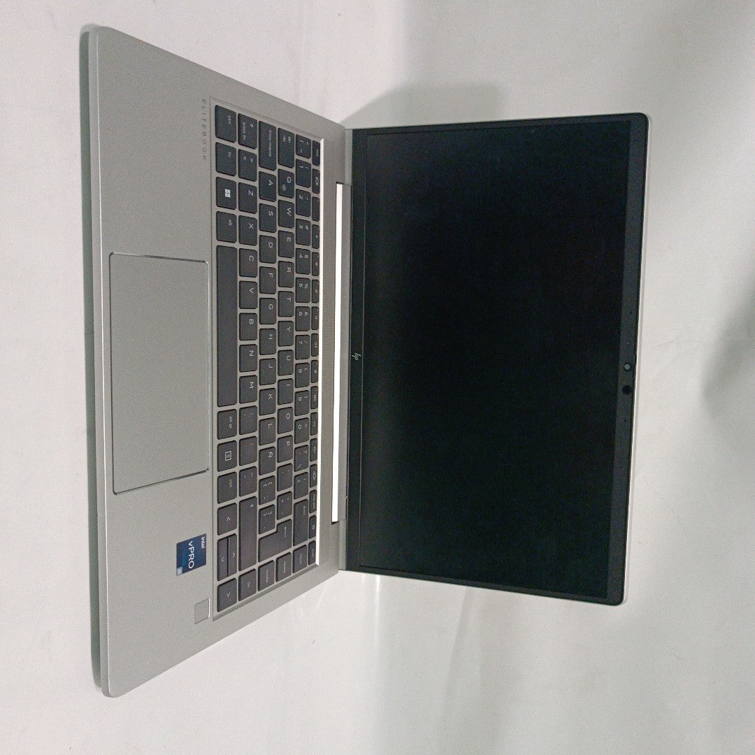 LAPTOP HP ELITEBOOK 640 G9 (2023) 256 GB SSD 8 GB RAM
