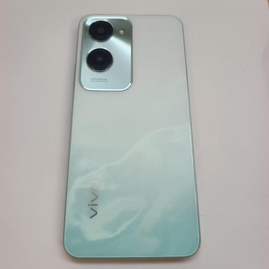 CELULAR VIVO Y18 V2333 256 GB 8 GB RAM (SEMINUEVO)
